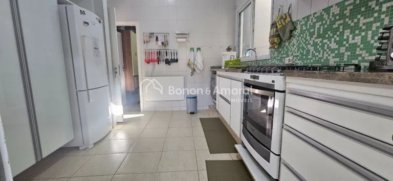Imagem Linda casa à venda muito bem localizada dentro do condomínio Colinas do Ermitage, a casa conta em ...
