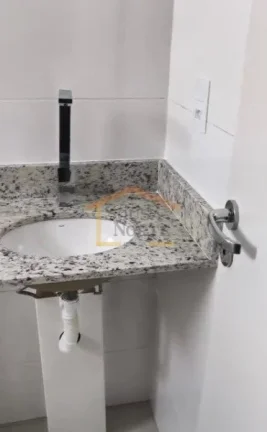 Imagem Apartamento á venda 54m², 2 dormitórios, sendo 1 suíte, com sacada gourmet e vista para a Serra ...