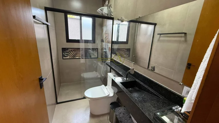 Imagem Linda casa térrea a venda 100m da praia e porteira fechada em Peruíbe
