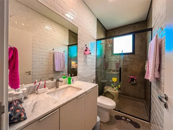 Imagem Casa à venda com 4 quartos, sendo 3 suítes, no condomínio Vintage, Cotia - SP