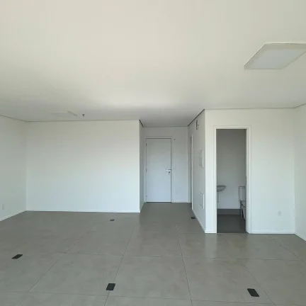 Imagem Sala Comercial no Condomínio Platina de 40 metros