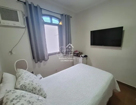 Imagem Casa à venda em Guarujá-SP na Vila Luis Antônio com 3 quartos, 1 suíte, 3 vagas de garagem e 160m² de área.