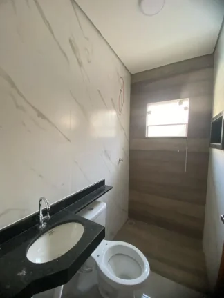 Imagem Casa para Venda em Itanhaém, Tupy, 2 dormitórios, 1 suíte, 2 banheiros, 2 vagas