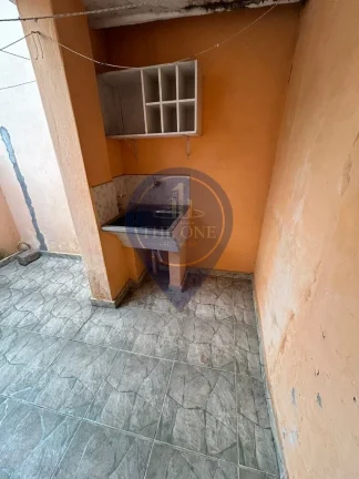 Imagem Espetacular Casa à Venda em São Paulo-SP, no Bairro Jardim Paraíso: 3 Quartos, 2 Salas, 1 Banheiro, 280,00m² de Área