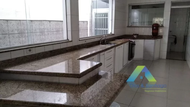 Imagem IPIRANGA OPORTUNIDADE Sobrado 150 metros, 3 dormitórios, 1 suíte, 2 vagas ótima localização e valor !!!