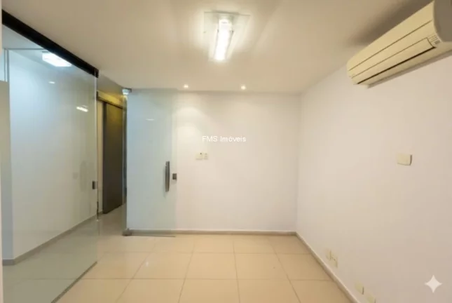 Imagem Conjunto Comercial em Indianópolis, com 118m²
