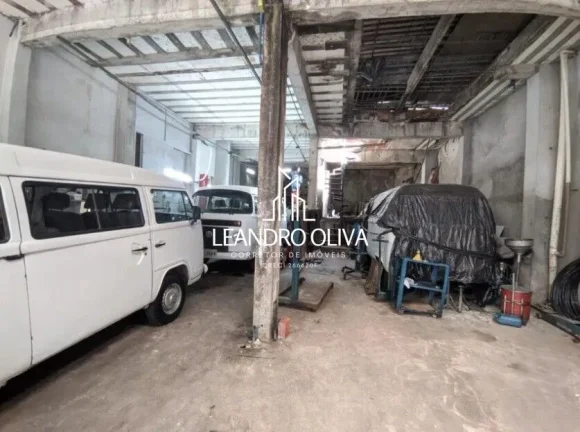 Imagem Galpão Comercial à Venda – 450 m² | Av. Armando Ferrentini