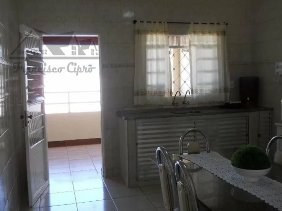 Imagem Casa-Sobrado-para-Venda-em-Jardim-Indepedencia-Guaratingueta-SP
