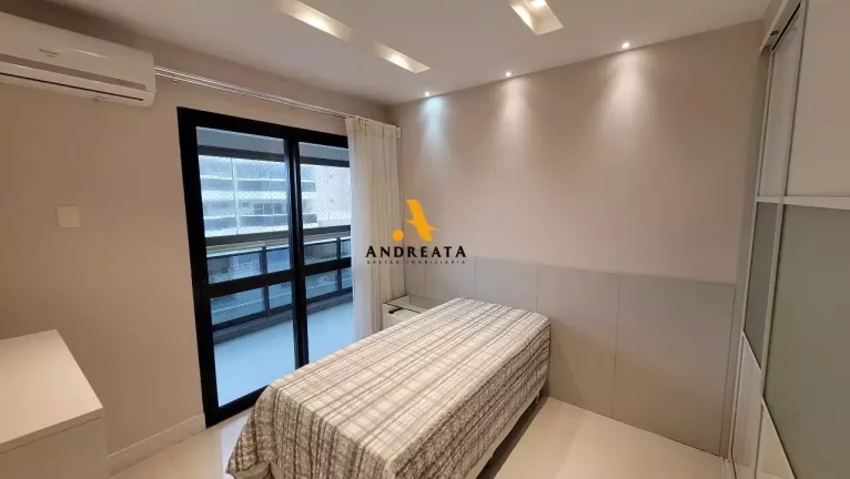 Imagem Avenida Lúcio Costa - Barra da Tijuca - Posto 6 - Apartamento 4 suítes Frontal Mar