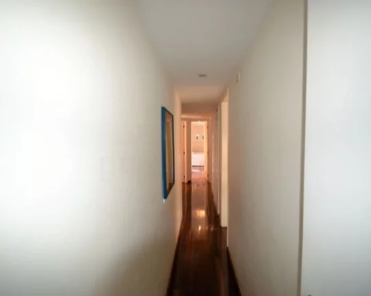 Imagem Apartamento a venda na Rua Maranhão com 3 suites e 3 vagas, 177m2