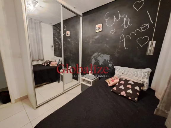 Imagem Sobrado à venda com 3 quartos, 1 suíte, churrasqueira no Embaré em Santos por R$1.600.000,00