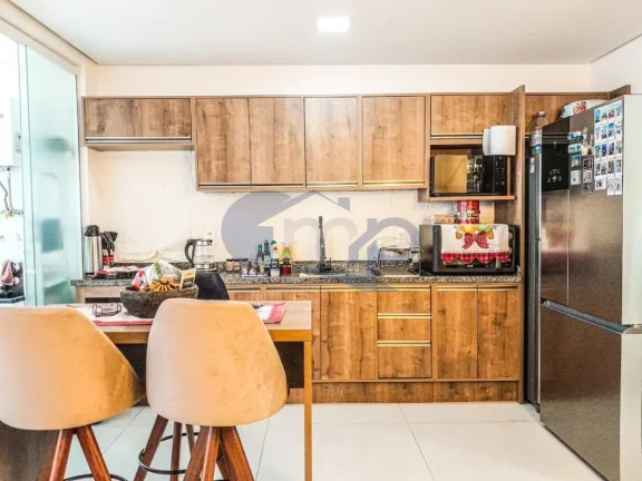 Imagem Apartamento á venda com 2 dormitórios no centro de Torres/RS