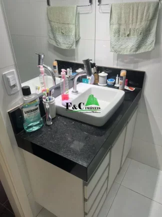 Imagem Casa para Venda em Limeira, Vila Rosana, 3 dormitórios, 2 suítes, 1 banheiro, 2 vagas