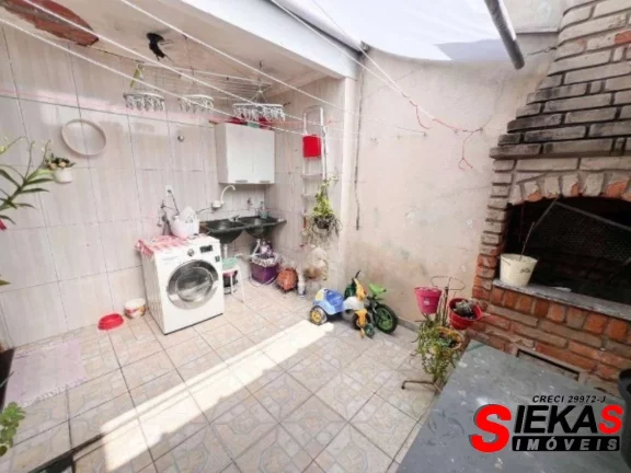 Imagem Imperdível oportunidade de adquirir uma casa de 3 quartos na Vila Carrão, São Paulo - SP: 1 suíte, 1 sala, 1 banheiro, 2 vagas de garagem e 207m² de área.
