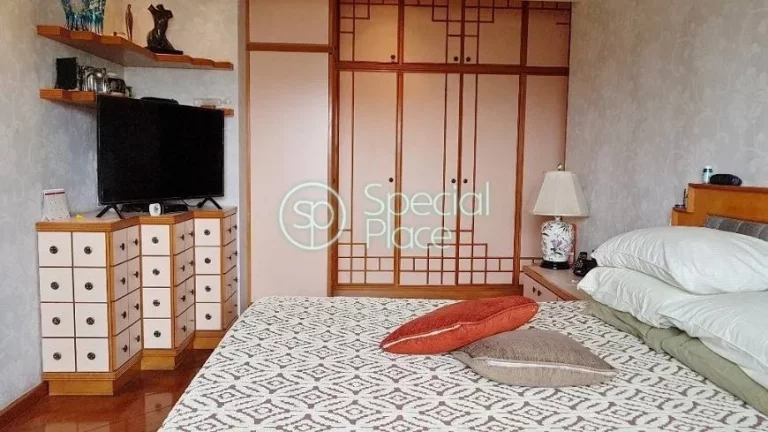 Imagem Cobertura com vista definitiva para a Z1 zona residencial de Moema. No piso superior, possui lazer c...