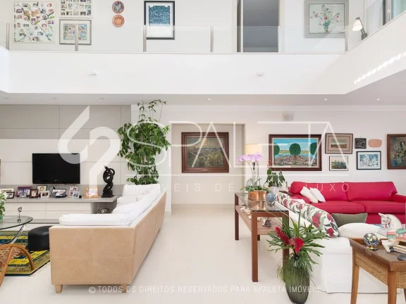 Imagem Mansão pé na areia totalmente mobiliada à venda no condomínio Costa Verde em Caraguatatuba