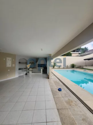 Imagem Casa Alto padrão 4 suítes no Parque Anchieta com piscina e churrasqueira