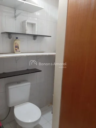Imagem Este aconchegante apartamento mobiliado está à venda no Condomínio Canadá, situado no charmoso b...