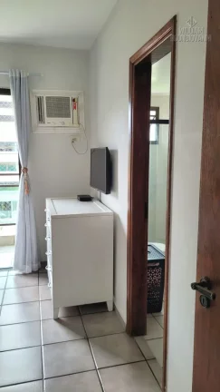 Imagem Apartamento no Guarujá, com 2 quartos, sendo 1 suíte, 100m², e com vista livre!