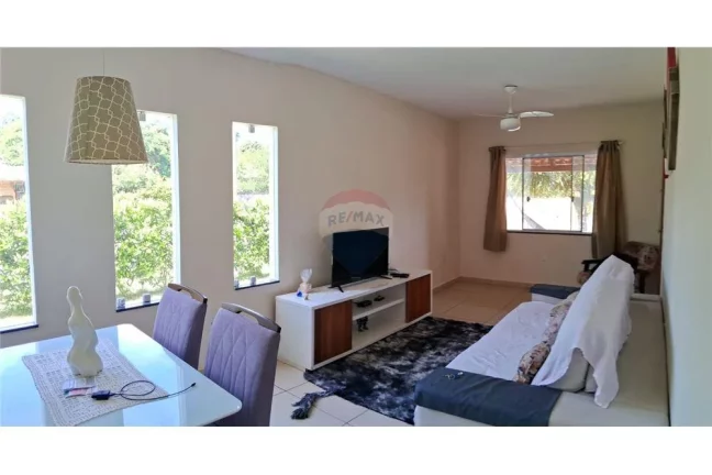 Imagem Casa de dois dormitórios em condomínio fechado em Itaipuaçu