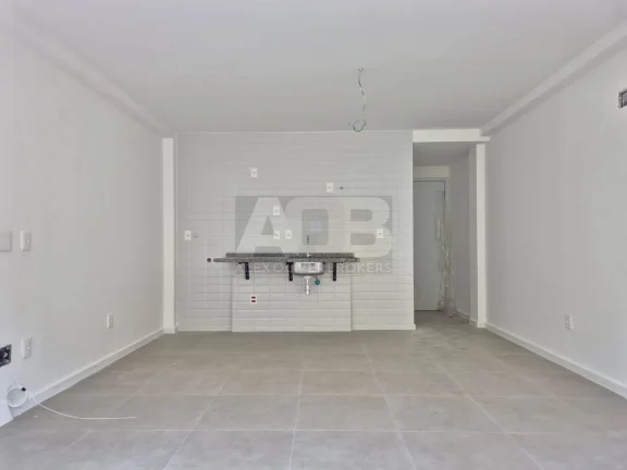 Imagem Apartamento à venda na Rua do Russel, tipo Studio, 34m2, Glória.