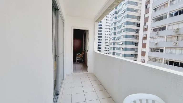Imagem Apartamento com 2 dormitórios à venda, 102 m² - Pitangueiras - Guarujá/SP