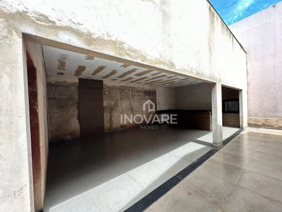 Imagem Casa com 3 dormitórios à venda, 209 m² por R$ 550.000,00 - Setor Paranaíba - Itumbiara/GO