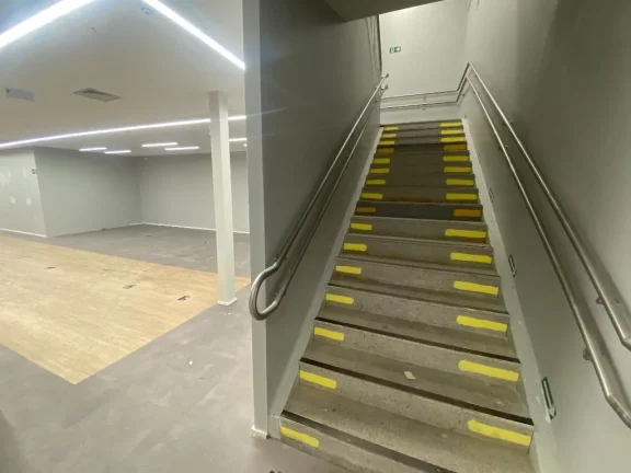 Imagem Prédio para alugar, 930 m² por R$ 42.000,00/mês - Centro - Poá/SP
