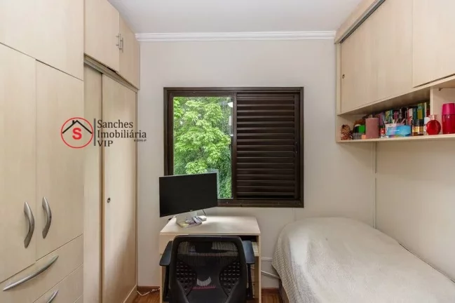 Imagem Sobrado Residencial ,rua tranquila, com boa vizinhança, ao lado de uma praça arborizada, a Casa ?(C) confortável e todos os cômodos bem espaçosos. E, ai