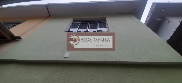Imagem Sobrado de 140m² com 3 dormitórios e 2 banheiros à venda em Jardim Beatriz - São Paulo por R$450.000