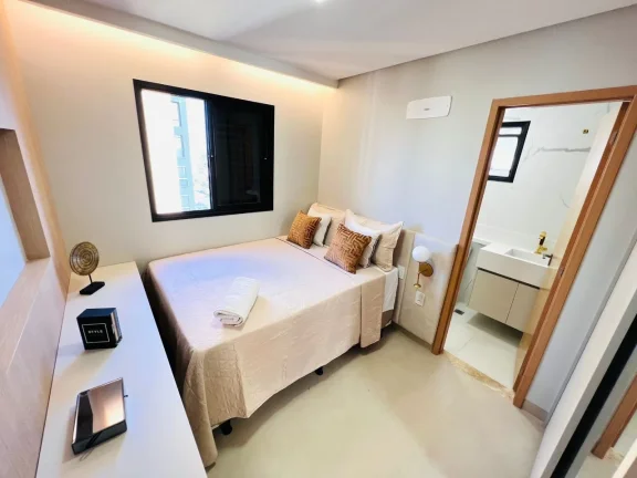 Imagem Aluguel + Taxa de Condominio + IPTU = R$7.000,00
Garantia= Seguro Fiança

Apartamento com fino acab...