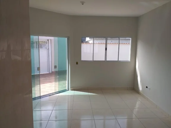 Imagem Casa para Venda em Itanhaém, Tupy, 3 dormitórios, 1 suíte, 1 banheiro, 2 vagas