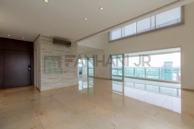 Imagem Maravilhosa cobertura duplex no coração do Jardim América! Com uma área de 450m2, esse imóvel é simplesmente incrível! Possui 4 suítes, todas equipa