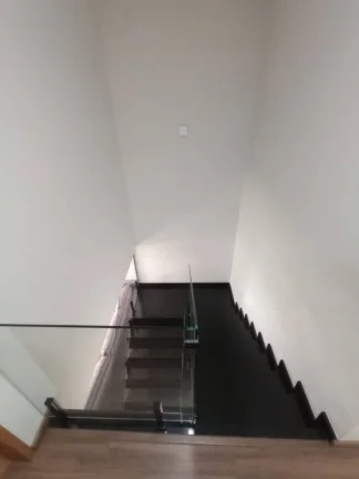 Imagem Casa Sobrado, 3 dormitórios (1 suíte), 2 vagas, Vila Branca - Jacareí.