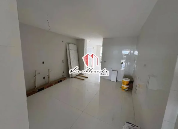Imagem La Maison, Adrianópolis, 220m2, 4 suites, 4 vagas, VENDA!