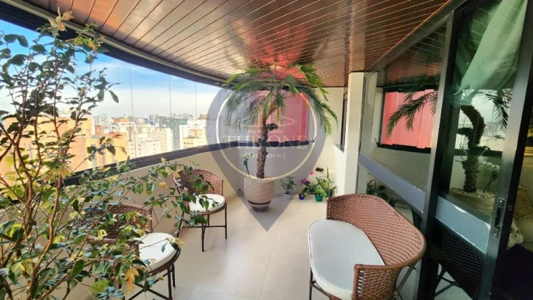 Imagem Apartamento de Luxo à Venda em São Paulo-SP, no Bairro Indianópolis, com 4 Suítes e 3 Vagas de Garagem