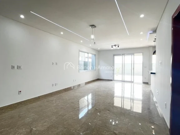 Imagem Casa com 3 suítes, varanda, sala de estar, sala de jantar, cozinha, área de serviço, quintal, esp...