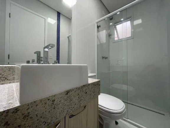 Imagem Excelente cobertura de luxo à venda na Riviera de São Loure Módulo 08 em Bertioga-SP: 4 quartos, 4 suítes, 2 salas, 2 vagas, 209,00m². Venha conferir!