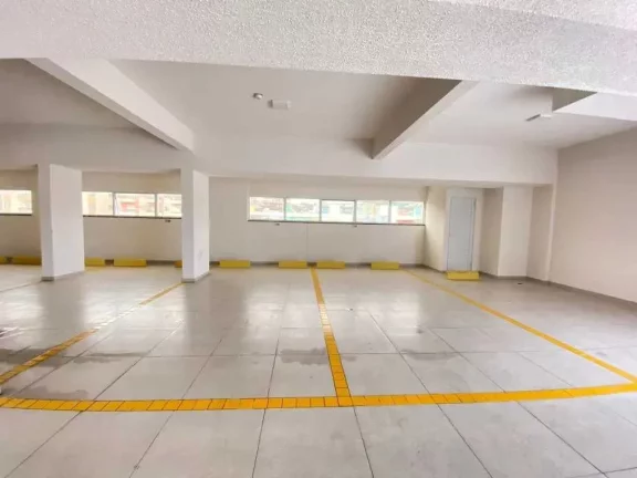 Imagem Apartamento com 3 dormitórios sendo 1 suíte e 2 vagas de garagem em Bombas, Bombinhas/SC