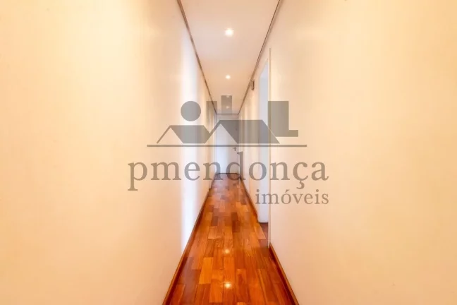 Imagem Apartamento Alto Padrão em Higienópolis com 3 suítes e 4 vagas, 250m²