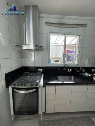 Imagem CASA LINDA, ÓTIMO ACABAMENTO. ÁRMÁRIOS TOP. CONDOMÍNIO COM LAZER DE CLUBE.