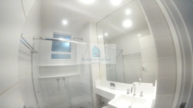 Imagem Apartamento à venda em Botafogo, Rio de Janeiro - 3 quartos, 1 suíte, 1 sala, 3 banheiros, 1 vaga de garagem - 120m²
