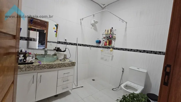 Imagem Casa para Venda em Atibaia, Jardim Dos Pinheiros, 3 dormitórios, 1 suíte, 3 banheiros, 3 vagas
