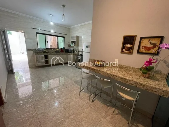 Imagem Casa à venda no Condomínio Porto do Sol em Valinhos

Residência térrea com ambientes amplos e be...