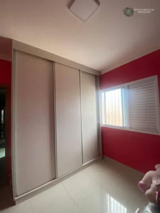 Imagem Sobrado com 3 dormitórios à venda, 180 m² por R$ 950.000,00 - Vila Guilhermina - Praia Grande/SP