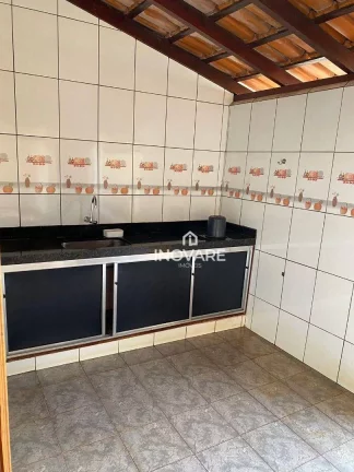 Imagem Casa com 3 dormitórios à venda, 250 m² por R$ 360.000,00 - Setor Paranaíba - Itumbiara/GO