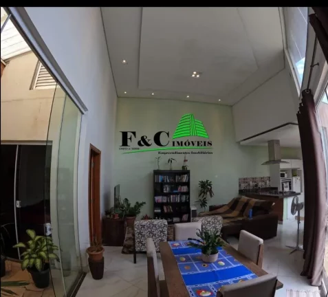 Imagem Casa para Venda em Limeira, JARDIM OURO VERDE, 2 dormitórios, 2 suítes, 3 banheiros, 2 vagas