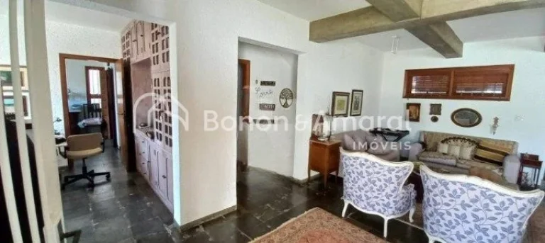 Imagem Linda casa á venda no Condomínio Reserva Iguatemi com hall de entrada social e de serviço, vaga p...