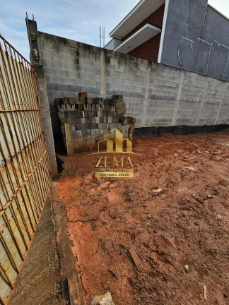 Imagem Terreno plano,150m2, Terraplanagem, Muro, Portão,Calçada, Agua, Luz, Villa