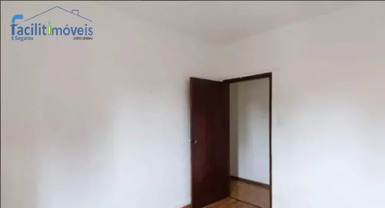 Imagem CASA AO LADO DO SHOPPING GOLDEN 3 DORMITÓRIOS - JARDIM DO MAR - SBC